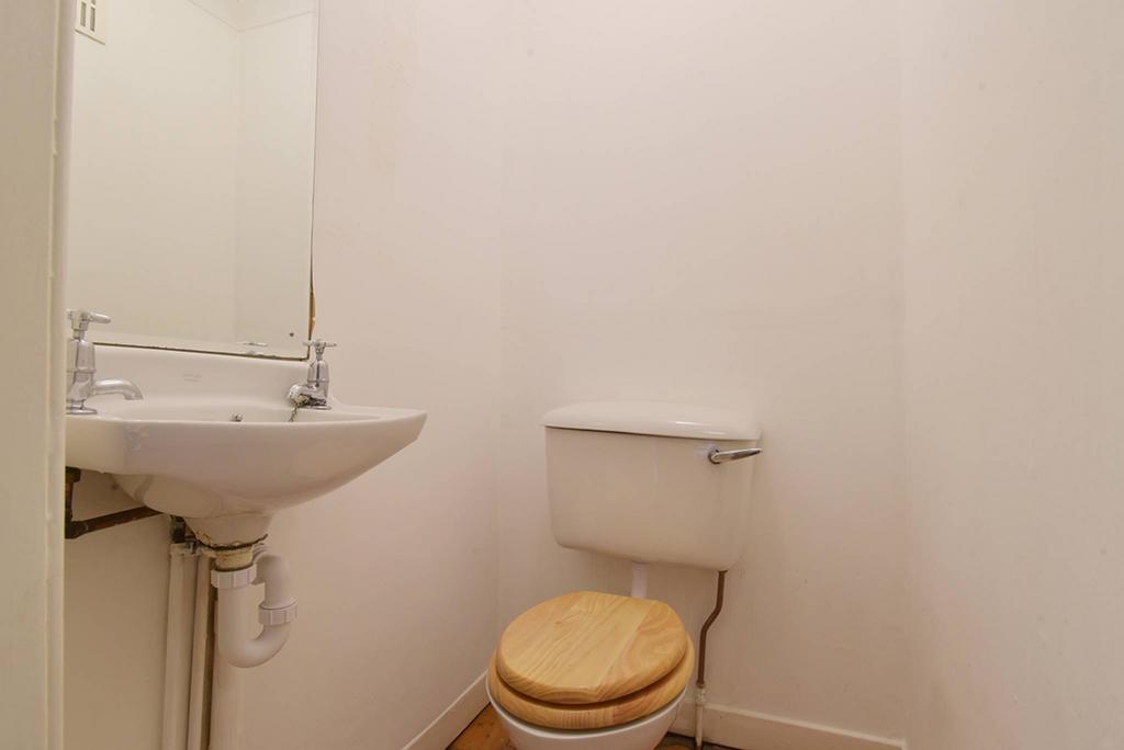 MFL6231126 006.jpg
