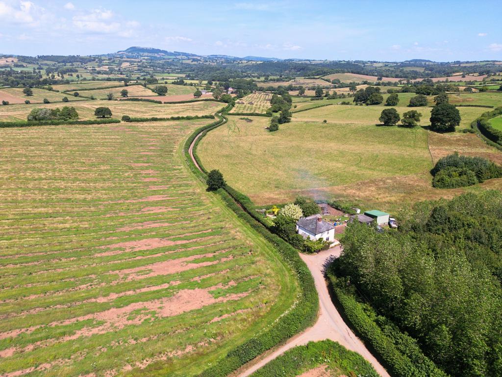 The Old Post Office, Raglan, NP15 2 bed semidetached house for sale