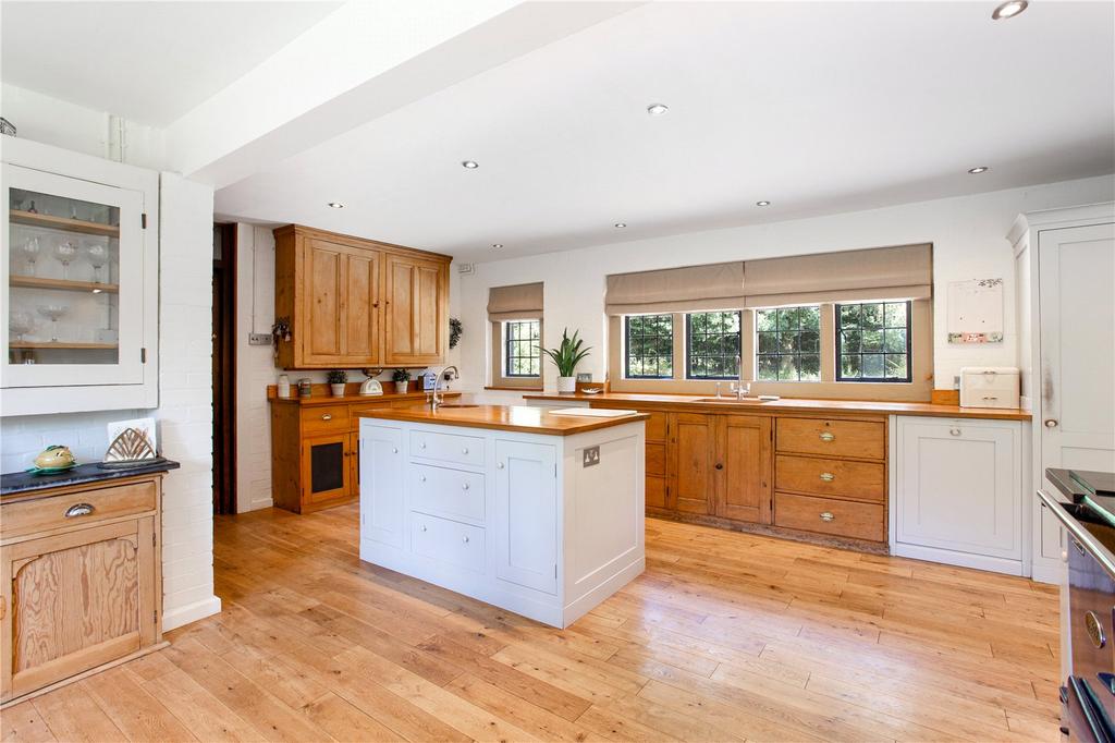 Kitchen/Breakfast