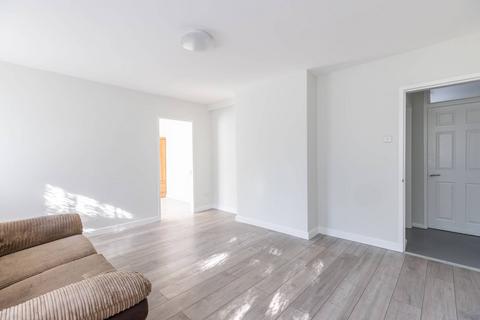 4 bedroom flat for sale, The Grange, East Finchley, London, N2