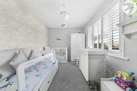 2 bedroom flat for sale, Laurence Rise, Dartford, Kent, DA2