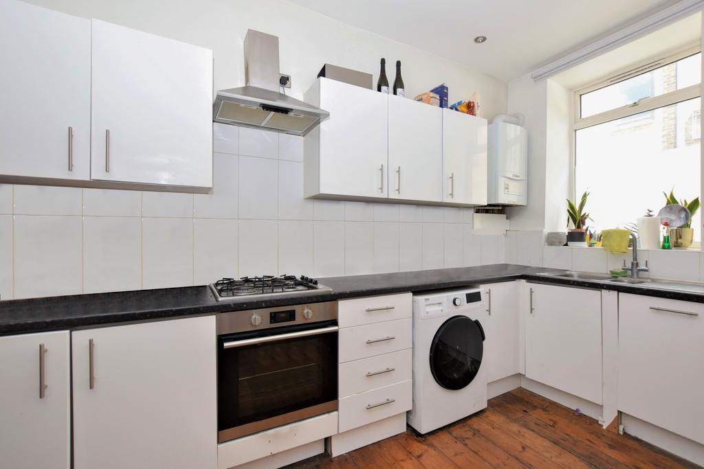 Kitchen (2)