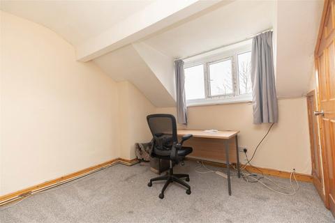 48 Broughton Road, Hillsborough, Sheffield, S6 2AS