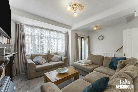 3 bedroom semi-detached house to rent, Hamden Crescent, Dagenham, RM10