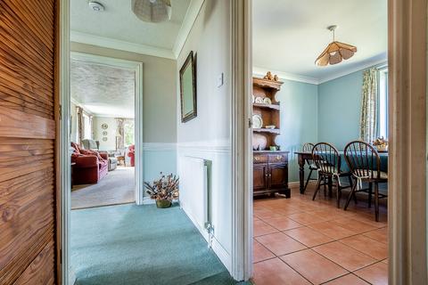Medina Lodge Clyst Road, Topsham, Exeter, EX3 0DB
