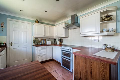Medina Lodge Clyst Road, Topsham, Exeter, EX3 0DB