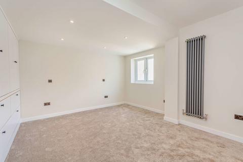 3 Cinnamon Close, Chalgrove, Oxford, OX44 7QY
