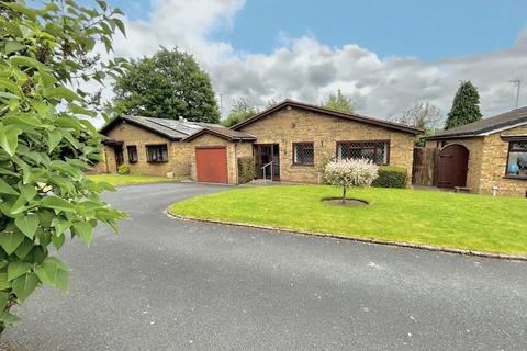 3 bedroom detached bungalow for sale, Briar Coppice, Cheswick Green, Solihull