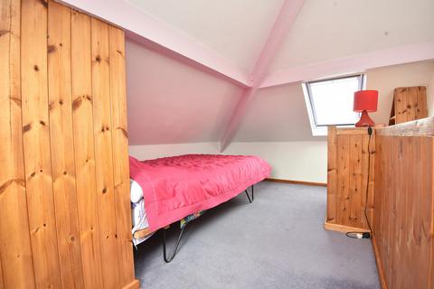 24 Coniston Road, Harrogate, HG1 4SL
