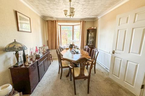 4 bedroom semi-detached house for sale, Holt Farm Way, Rochford