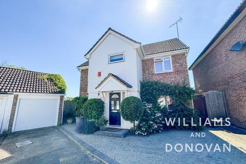 4 bedroom detached house for sale, Parkway Close, Leigh-on-Sea