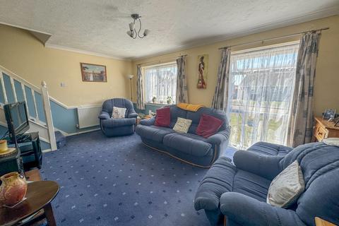 11 Avon Close, Rochford, SS4 3AB