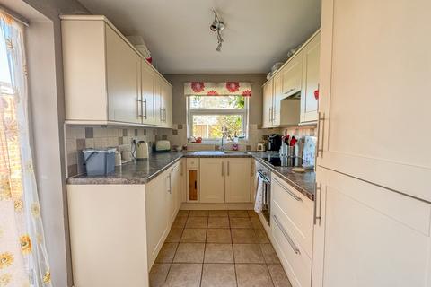 11 Avon Close, Rochford, SS4 3AB