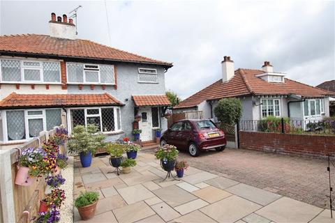 3 bedroom semi-detached house for sale, Holland Road, Clacton on Sea