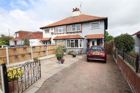 3 bedroom semi-detached house for sale, Holland Road, Clacton on Sea