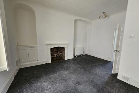 1 bedroom flat to rent, Warren Road, Torquay TQ2