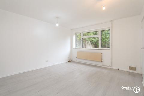 2 bedroom terraced house to rent, Salmond Close, Stanmore, HA7