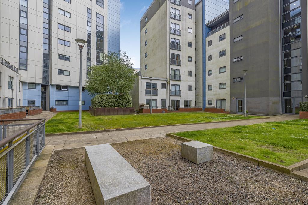 42-print-1 Meadowside Quay Square Flat 5.1 8