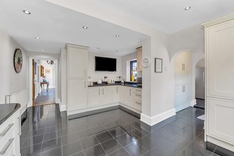 6 bedroom detached house for sale, Thetford