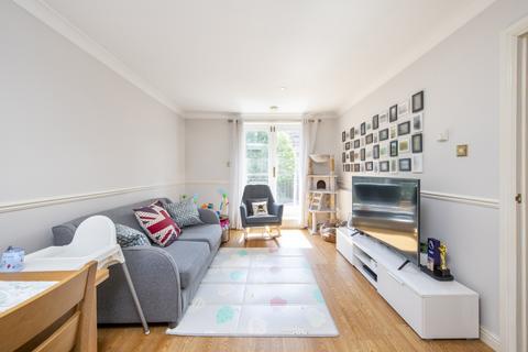 2 bedroom flat for sale, Island Row, Limehouse, London