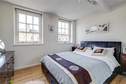 2 bedroom flat to rent, Winfield House, Vicarage Crescent, London