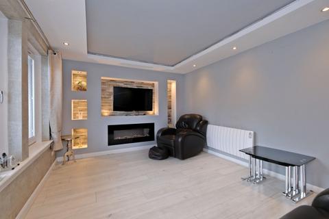 2 bedroom flat to rent, VIRGINIA STREET, City Centre, Aberdeen, AB11