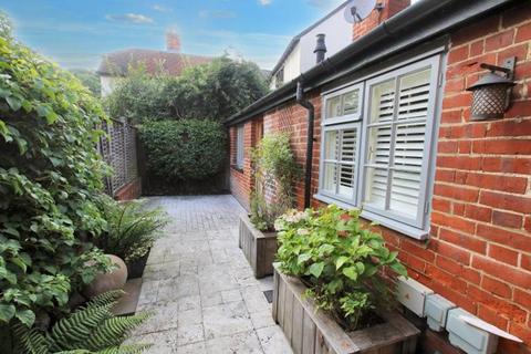 2 bedroom semi-detached house for sale, North Street, Dunmow