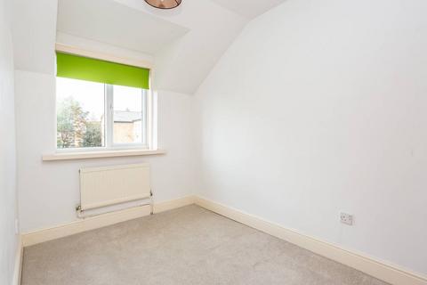 4 bedroom terraced house to rent, Kingston Road, South Wimbledon, London, SW19