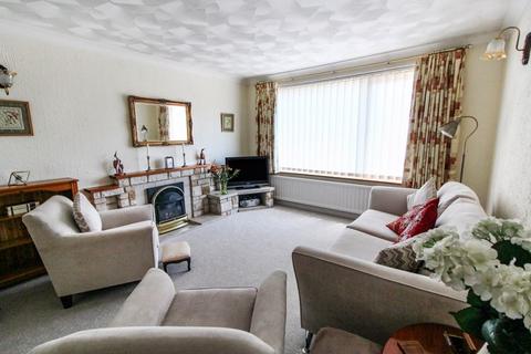 3 bedroom detached bungalow for sale, Oaktree Gardens, Hedge End, SO30