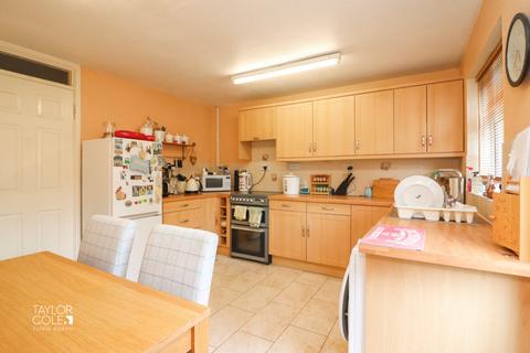 2 bedroom end of terrace house for sale, Lothersdale, Wilnecote