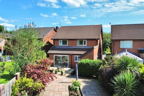 4 bedroom detached house for sale, 46 Woodstock Gardens, Pencoed, Bridgend, CF35 6ST