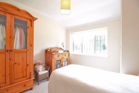 73 Dingle View, Dudley, DY3 3LE
