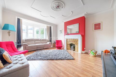 5 bedroom semi-detached house for sale, Townsend Avenue, Southgate N14