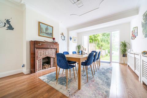 5 bedroom semi-detached house for sale, Townsend Avenue, Southgate N14