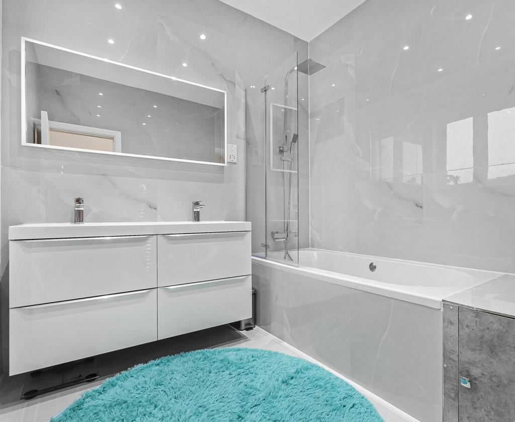 11. Bathroom 1st floor