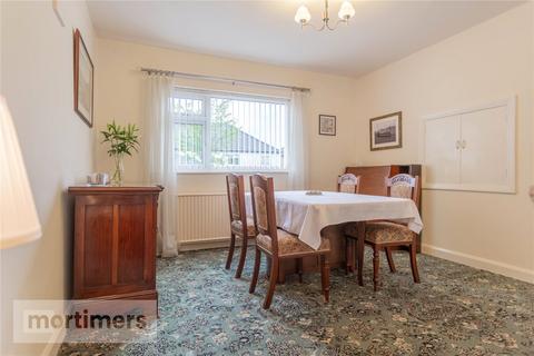 4 bedroom detached bungalow for sale, Somerset Avenue, Clitheroe, Lancashire, BB7