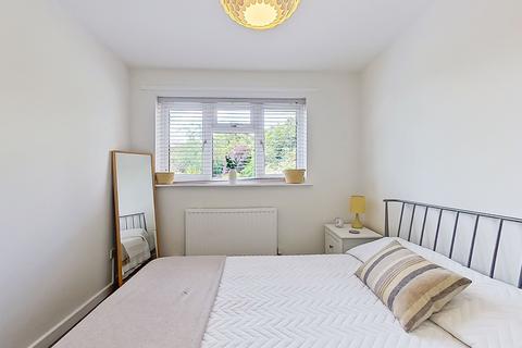 14 Blakemore Drive, Sutton Coldfield, B75 7RN