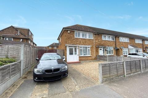 2 bedroom end of terrace house for sale, Tamar Drive, South Ockendon