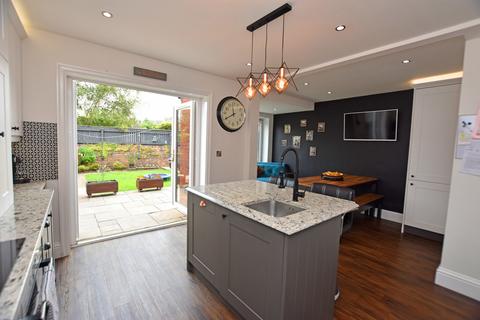63 Hackness Road, Scarborough, YO12 5SD