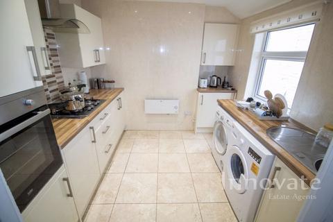 3 bedroom terraced house for sale, Penncricket Lane, Oldbury B68