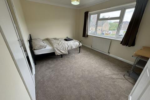 3 bedroom end of terrace house for sale, Friars Close, Northolt