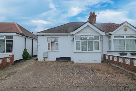 3 bedroom semi-detached bungalow for sale, Oakfield Gardens, Greenford