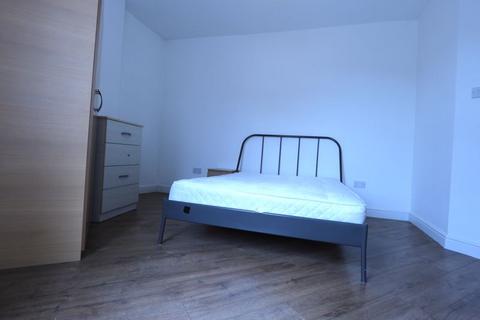 2 bedroom flat to rent, Hermitage Road, Manor House N4