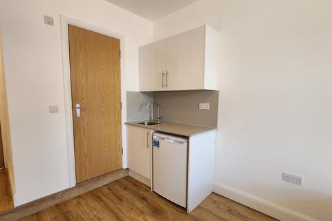 Property to rent, Hertford Road, Enfield EN3