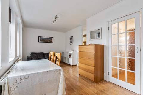 Studio to rent, Collingwood House, New Cavendish Street, Fitzrovia W1W