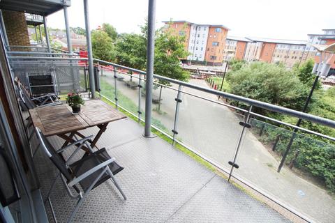 1 bedroom apartment to rent, Quayside Drive, Colchester