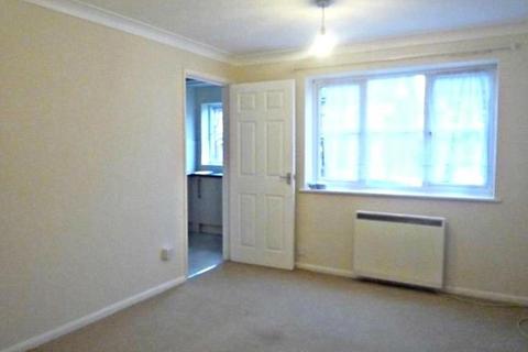 1 bedroom apartment to rent, Dilwyn Court, High Wycombe