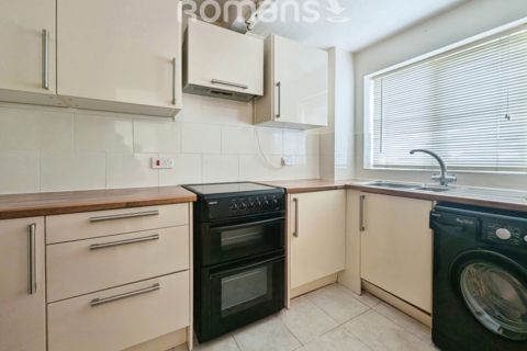 1 bedroom apartment to rent, Dilwyn Court, High Wycombe