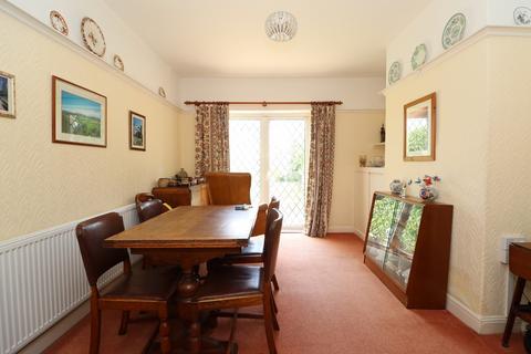 17 Hollowgate, Barnburgh, Doncaster, DN5 7HB