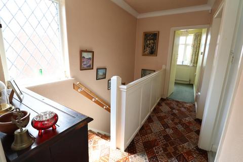 17 Hollowgate, Barnburgh, Doncaster, DN5 7HB